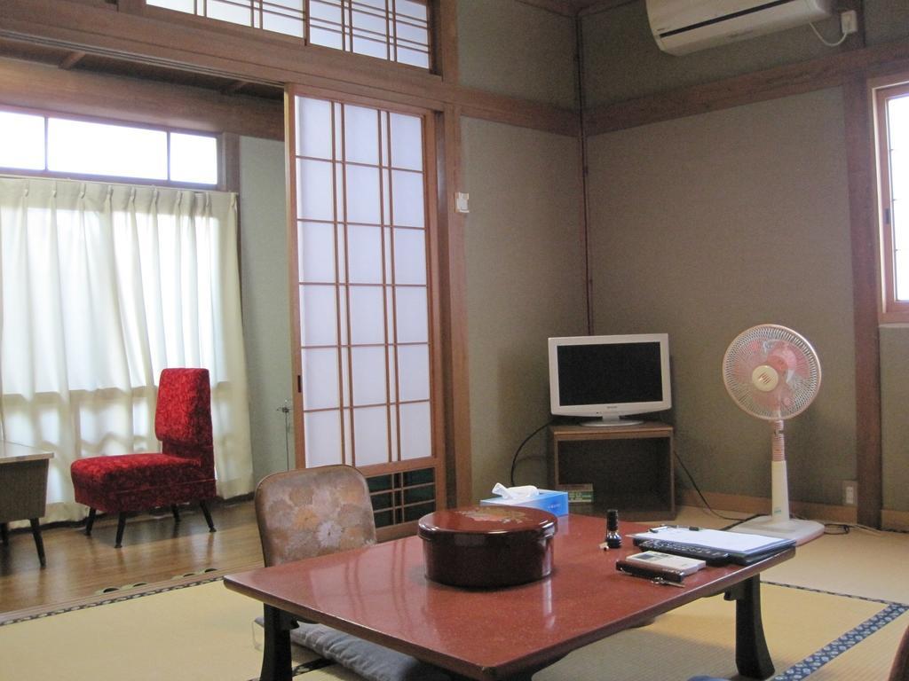 Suminoe Ryokan Onomichi Exterior photo